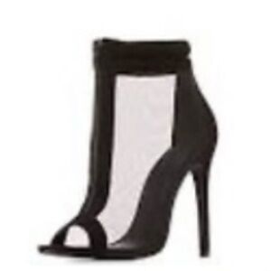 Women’s Black Velvet and Mess Boots